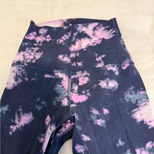 Lululemon Athletica Pink and Blue Tie-Dye Leggings